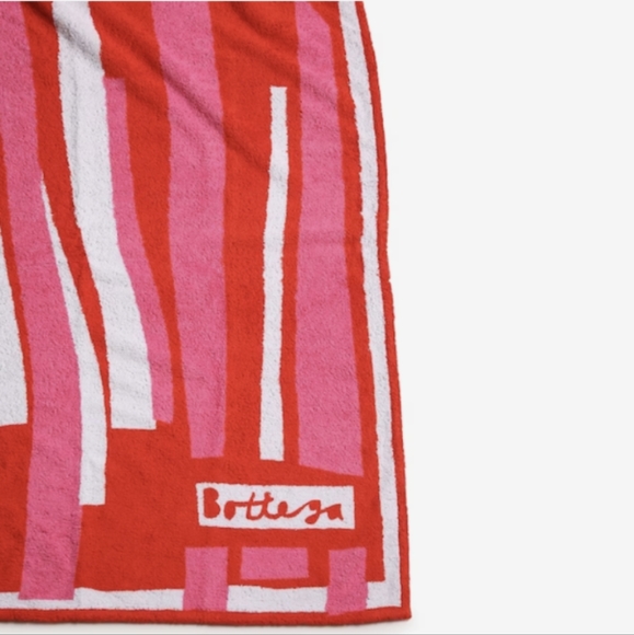 NWT Bottega Veneta Collage Beach Towel Red Pink White Color - Picture 3 of 7